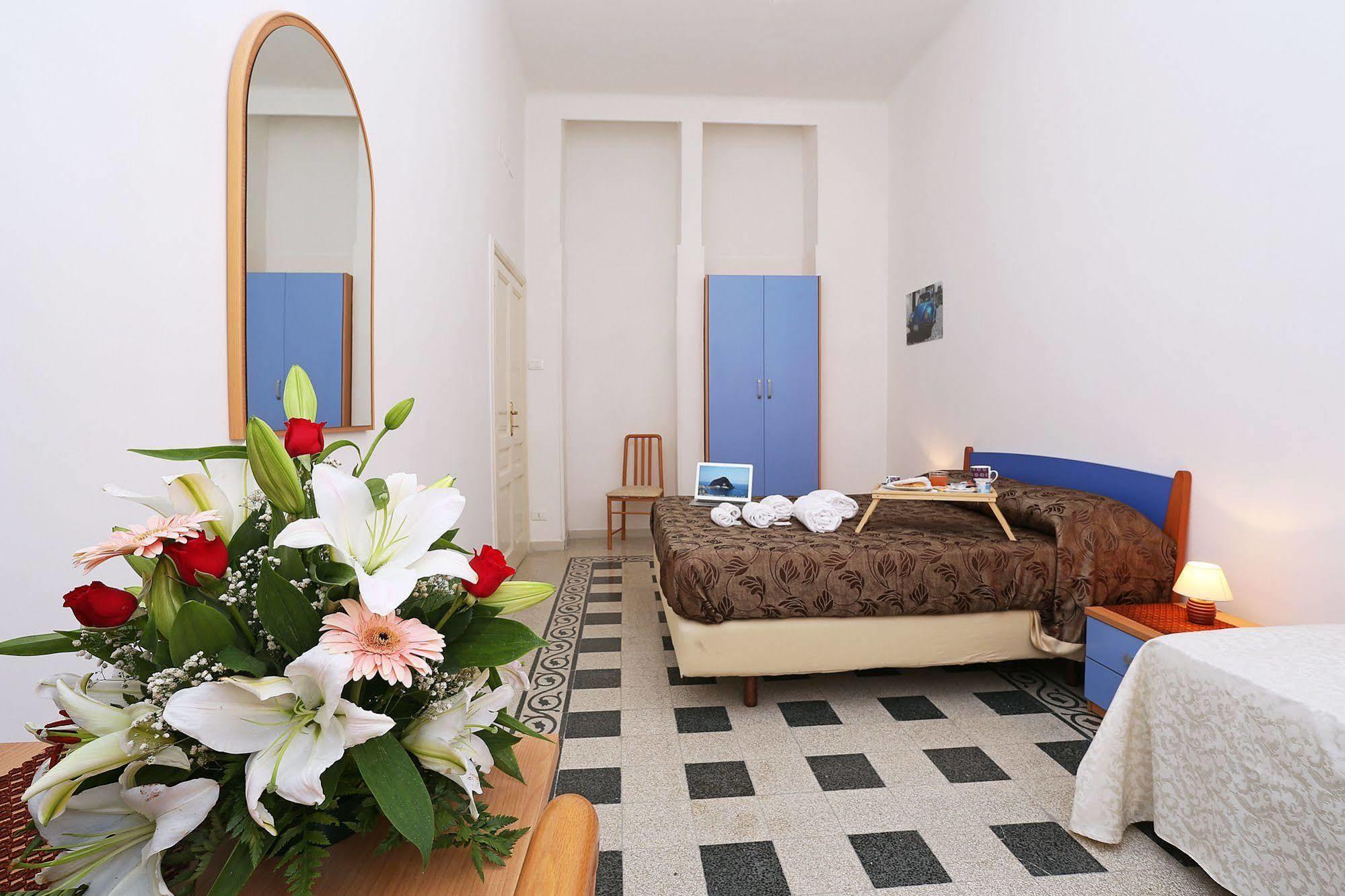 Hotel Bells Of Rzym Zewnętrze zdjęcie