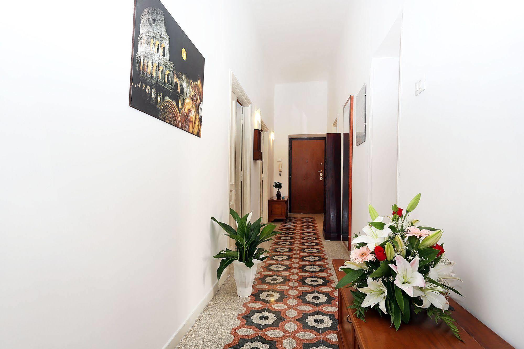 Hotel Bells Of Rzym Zewnętrze zdjęcie