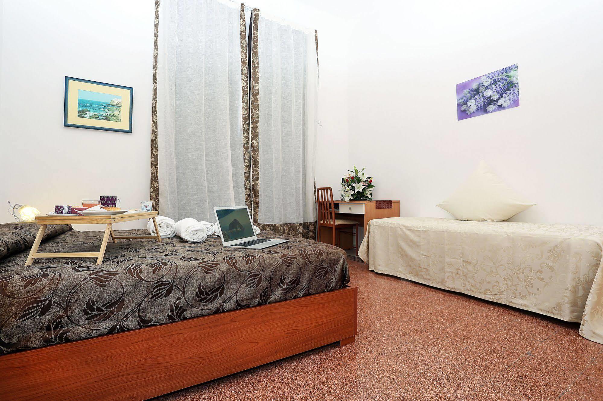 Hotel Bells Of Rzym Zewnętrze zdjęcie