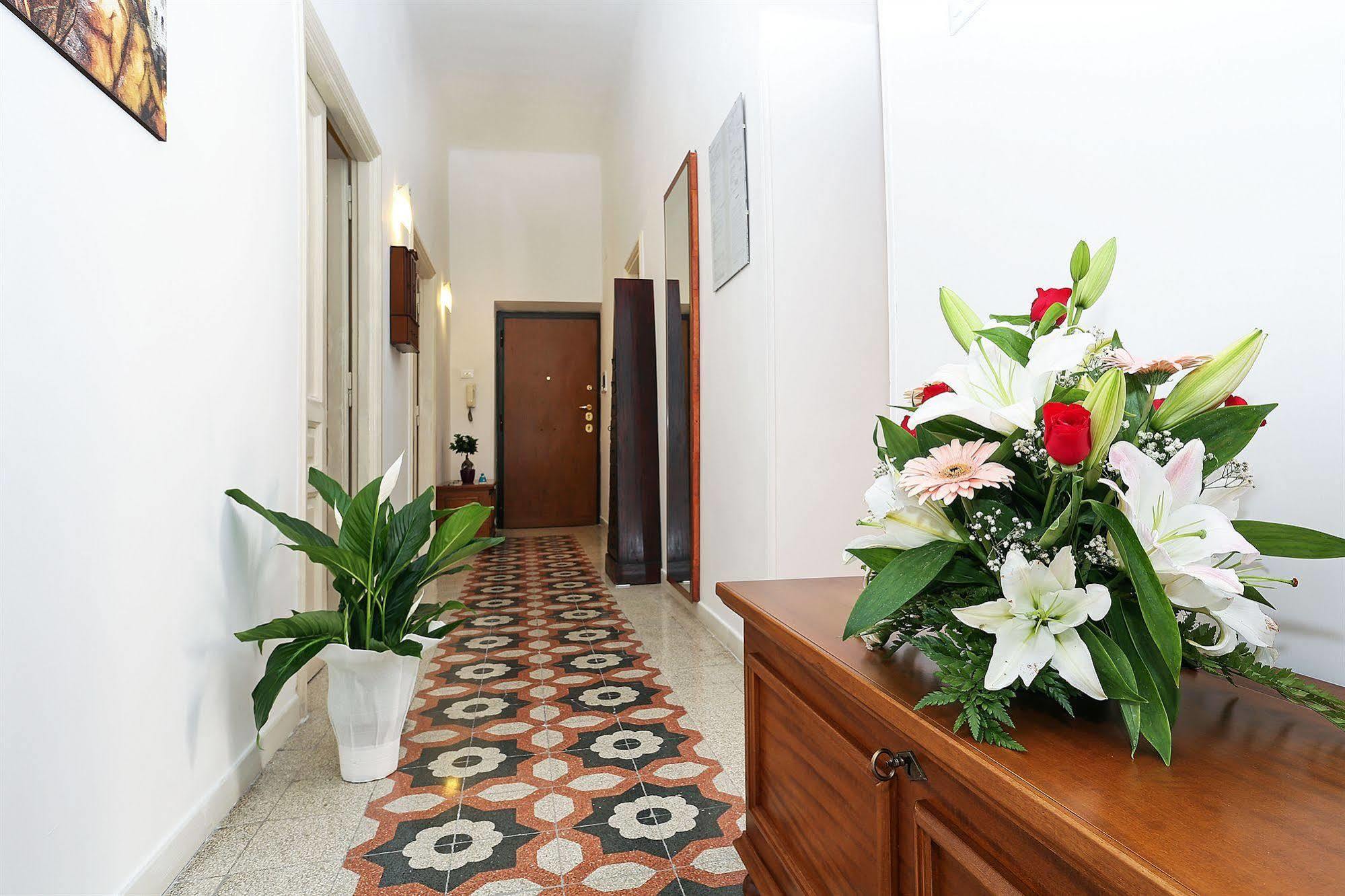 Hotel Bells Of Rzym Zewnętrze zdjęcie